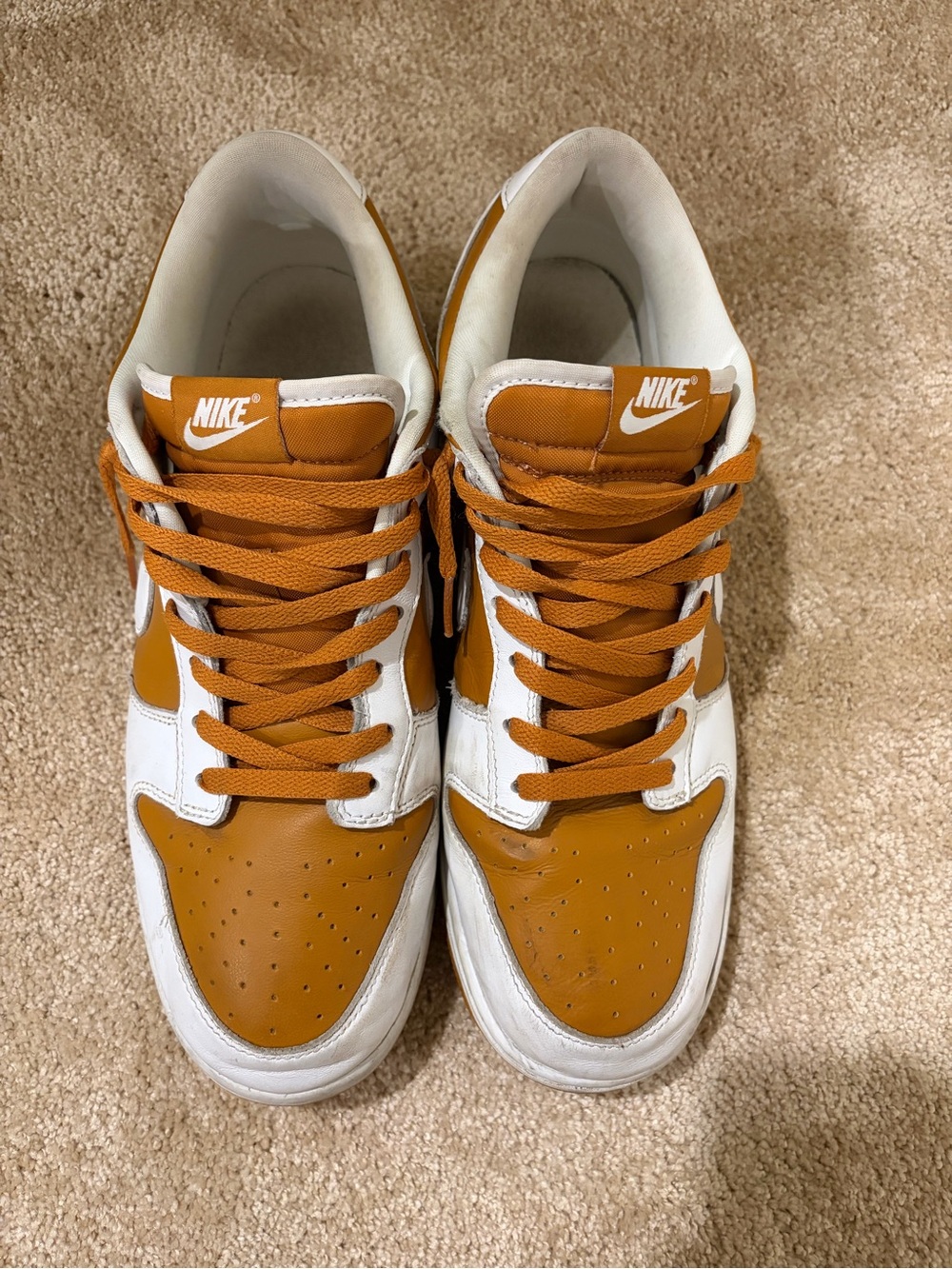 Nike Men’s Low-Top Dunks - Picture 4 of 7